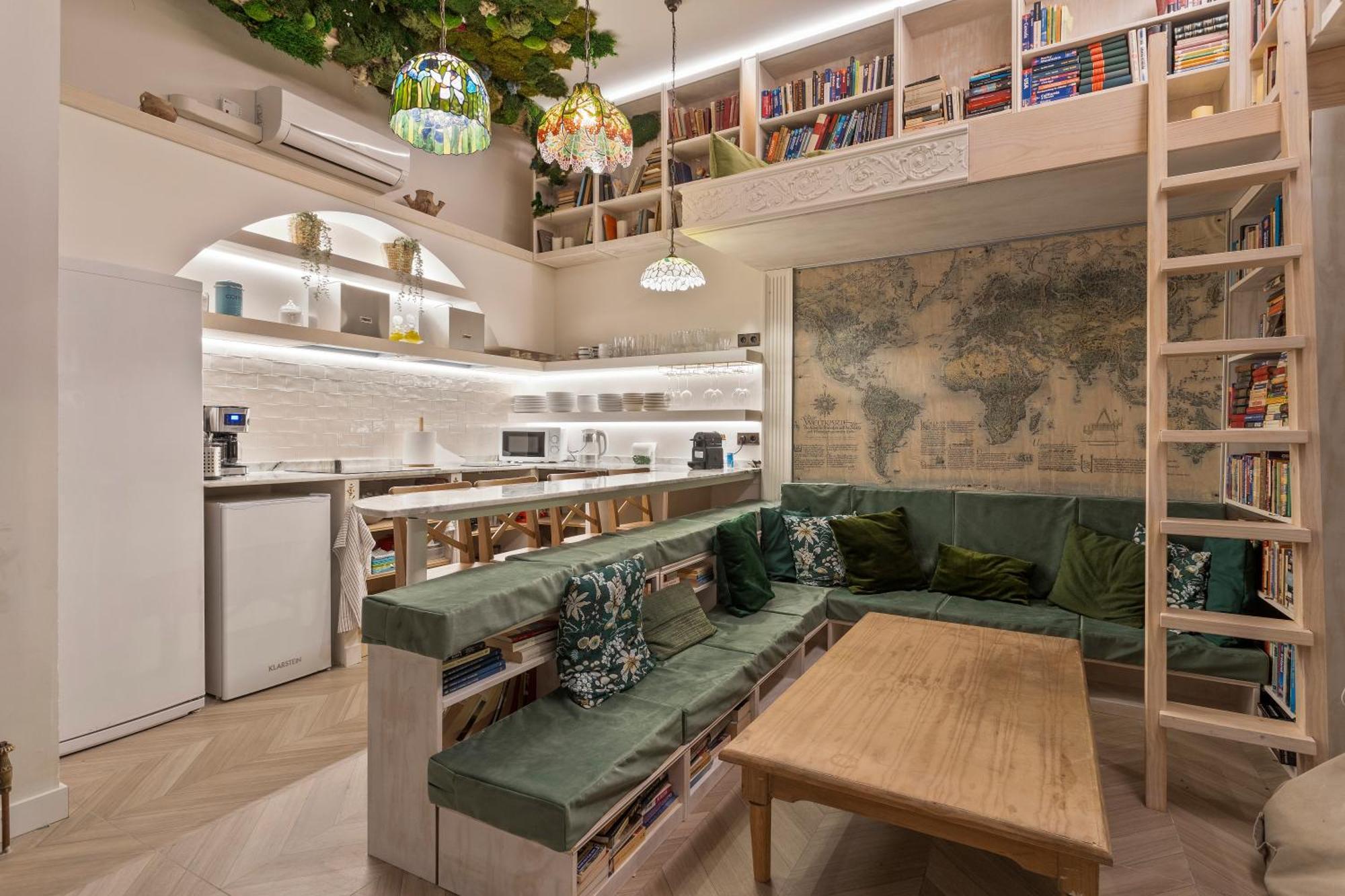 4 Bears Sharehome Madrid Extérieur photo