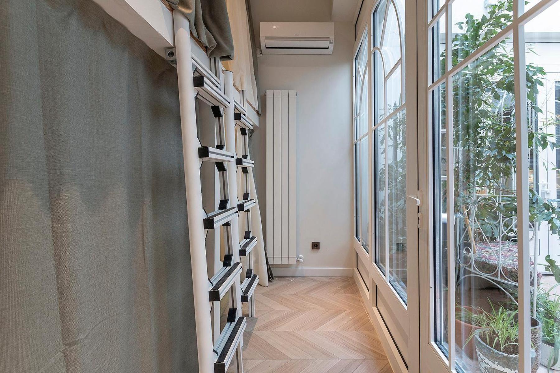 4 Bears Sharehome Madrid Extérieur photo